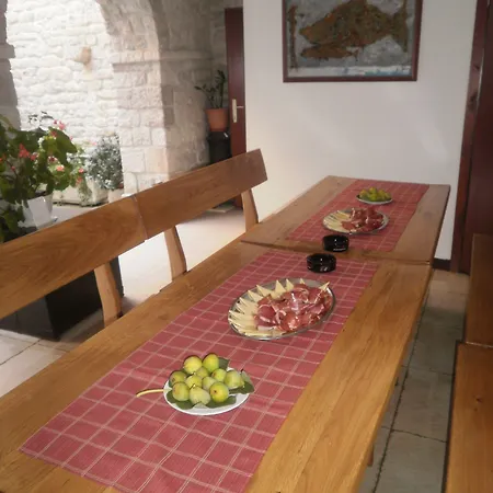 Apartament Palace Stafileo *