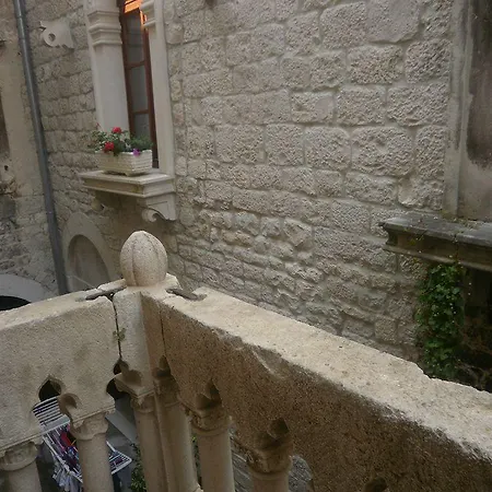 Palace Stafileo * Trogir