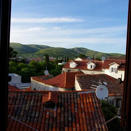 Palace Stafileo Trogir