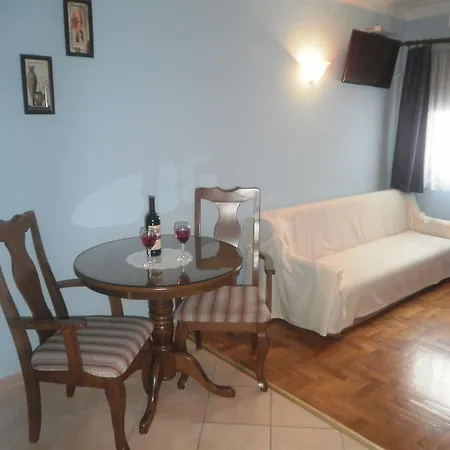Palace Stafileo Apartment