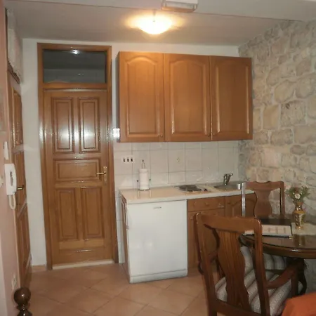 Apartment Palace Stafileo *