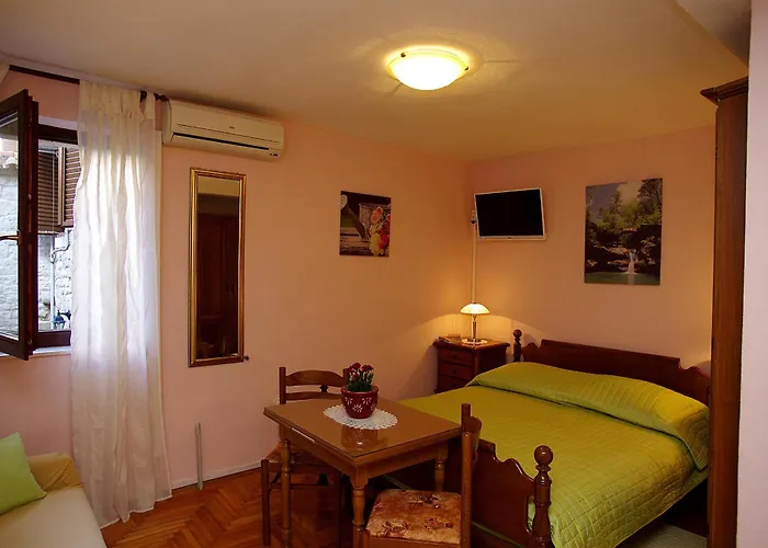 شقة Palace Stafileo *
