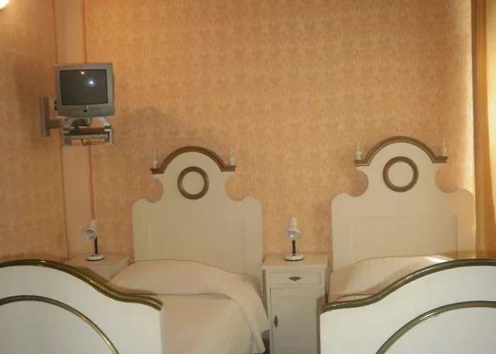 Palace Stafileo شقة *