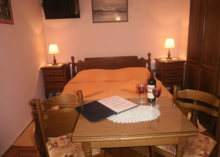 شقة Palace Stafileo