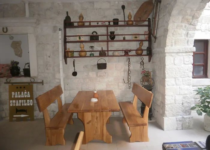 Palace Stafileo Apartament Trogir