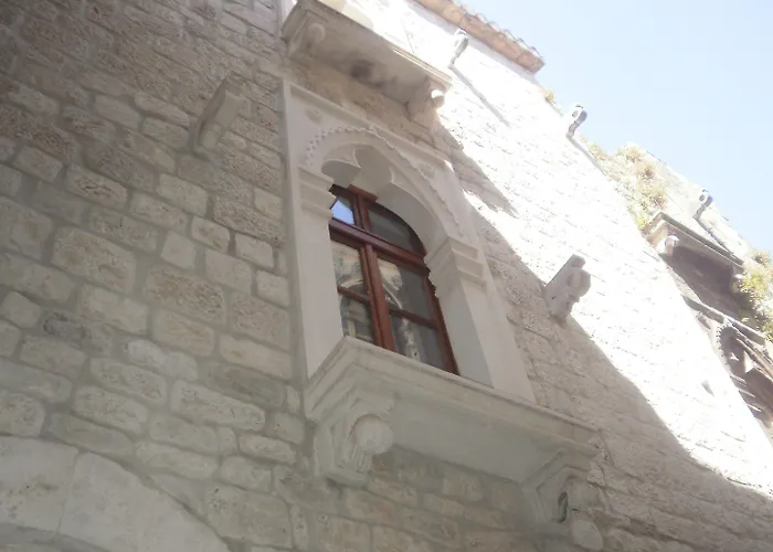 Apartament Palace Stafileo