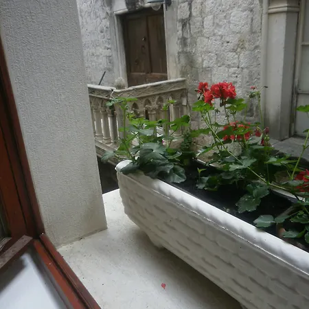 Palace Stafileo Appartement