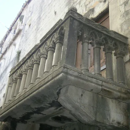 Palace Stafileo Apartman