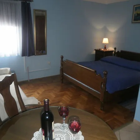 Palace Stafileo * Trogir