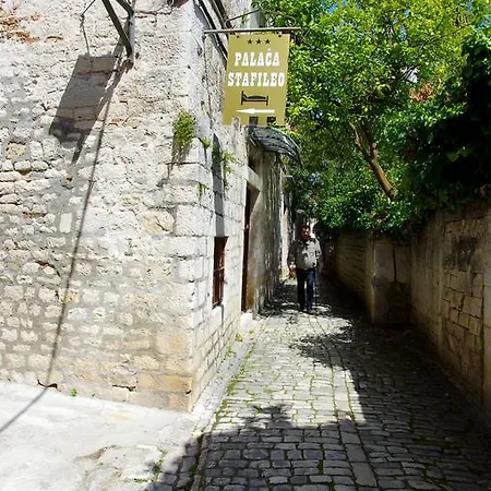 Apartamento Palace Stafileo