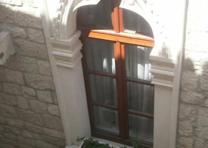 Palace Stafileo * Trogir